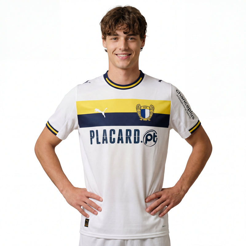 Jersey Famalicão 25/26 Home